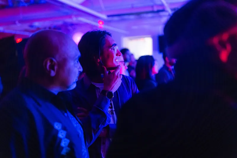 Synthesis: Vancouver AI Community Meetup Afterparty #NeurIPS — photo by Tristan Brand