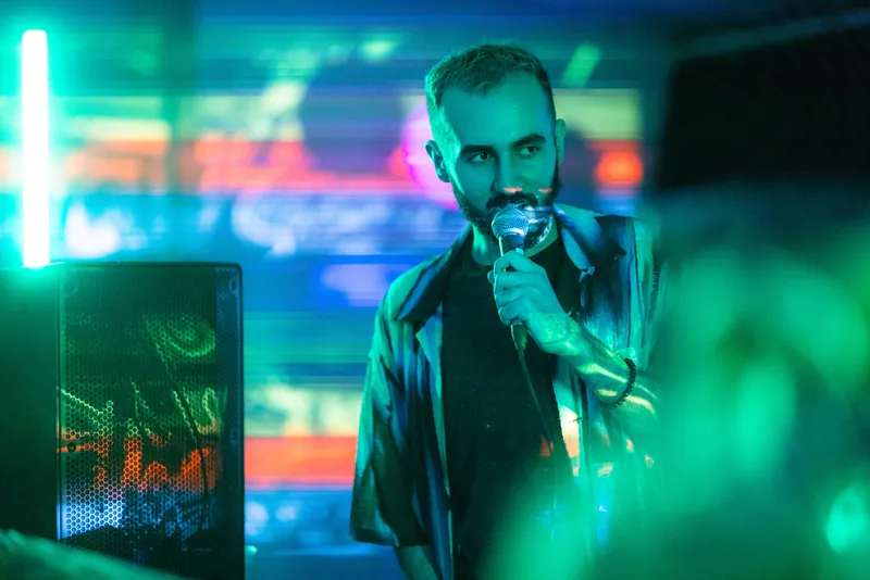 Synthesis: Vancouver AI Community Meetup Afterparty #NeurIPS — photo by Tristan Brand
