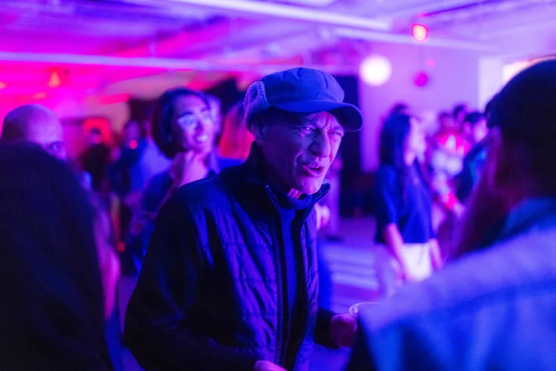 Synthesis: Vancouver AI Community Meetup Afterparty #NeurIPS — photo by Tristan Brand