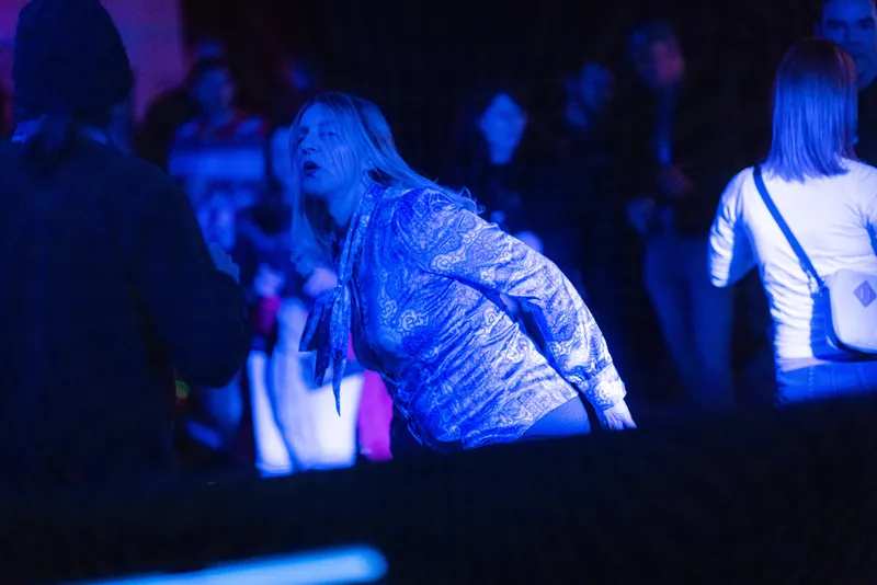 Synthesis: Vancouver AI Community Meetup Afterparty #NeurIPS — photo by Tristan Brand