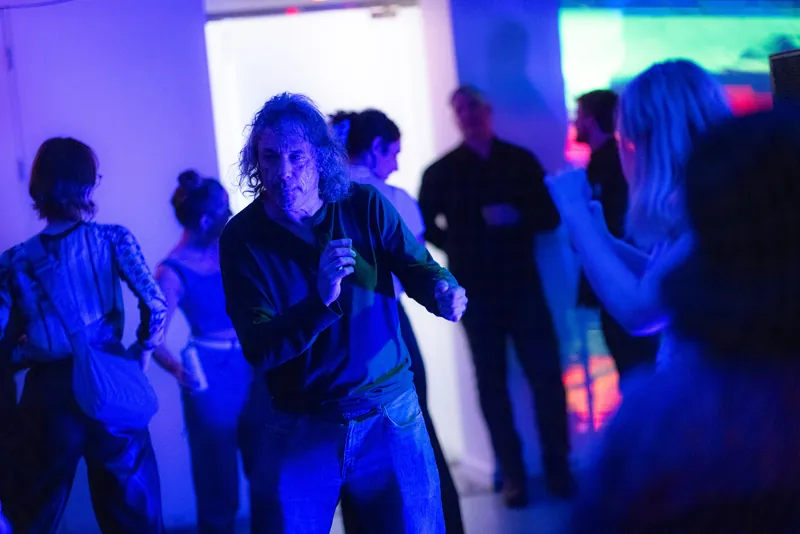 Synthesis: Vancouver AI Community Meetup Afterparty #NeurIPS — photo by Tristan Brand