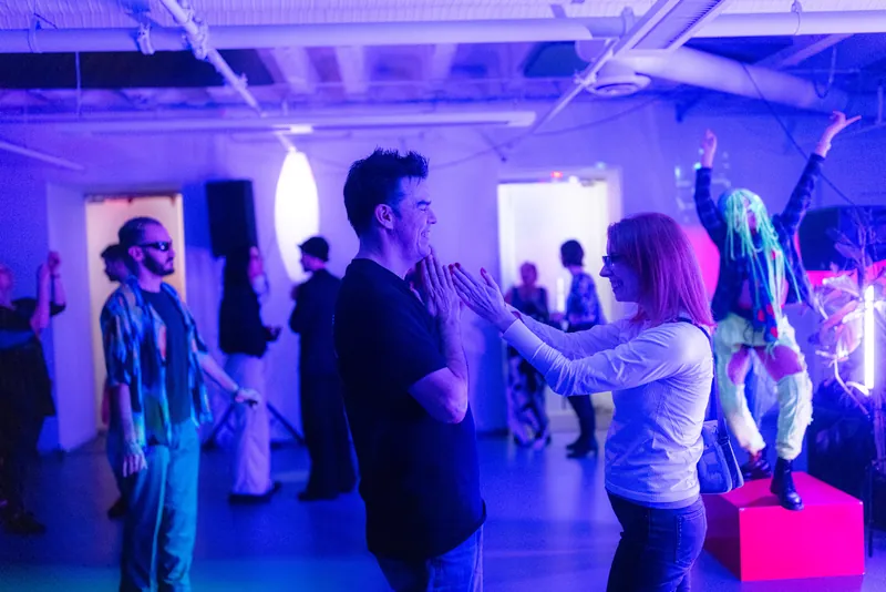 Synthesis: Vancouver AI Community Meetup Afterparty #NeurIPS — photo by Tristan Brand