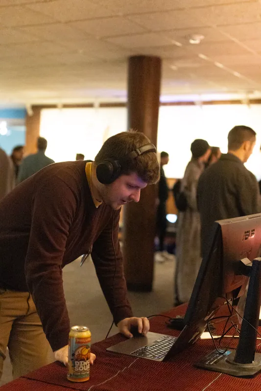 Vancouver AI Meetup — January 2025 — photo by Michelle Diamond