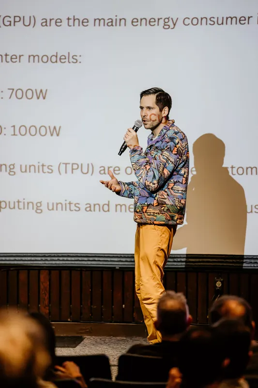Vancouver AI Meetup - January 2025 — photo by Michelle Diamond
