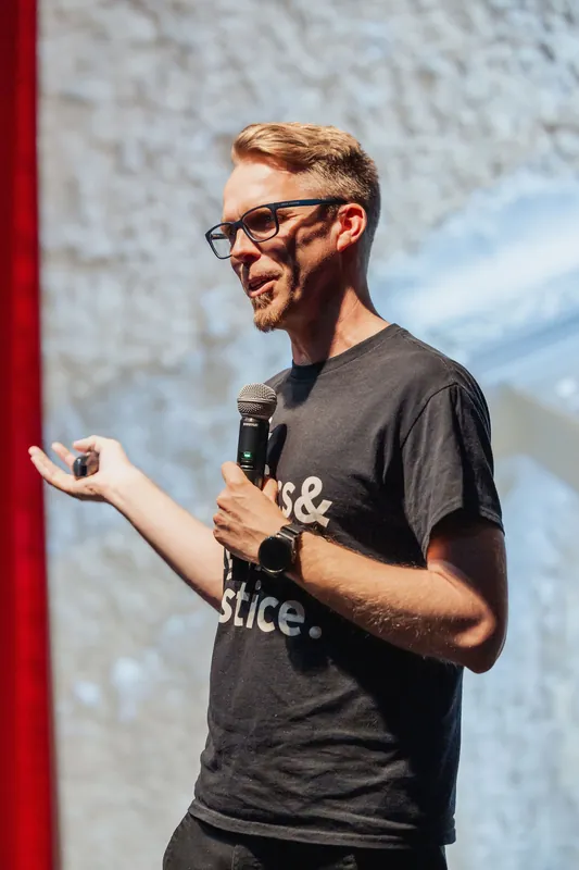 Vancouver AI Meetup - June 2025 — photo by Michelle Diamond